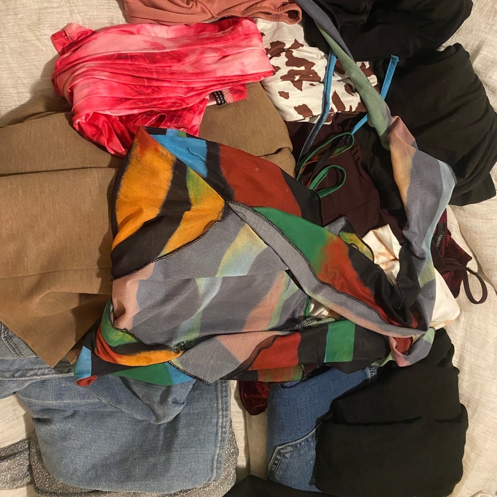 HUGE BADDIE HAUL! 16 pieces!!!! Buy now!